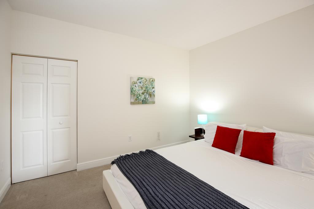 Pelicanstay In Coral Gables Miami ภายนอก รูปภาพ