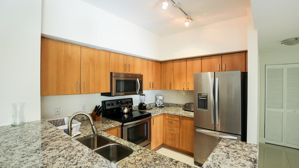 Pelicanstay In Coral Gables Miami ภายนอก รูปภาพ