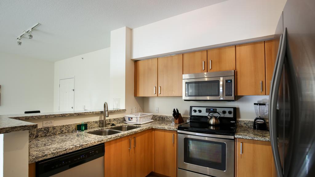 Pelicanstay In Coral Gables Miami ภายนอก รูปภาพ