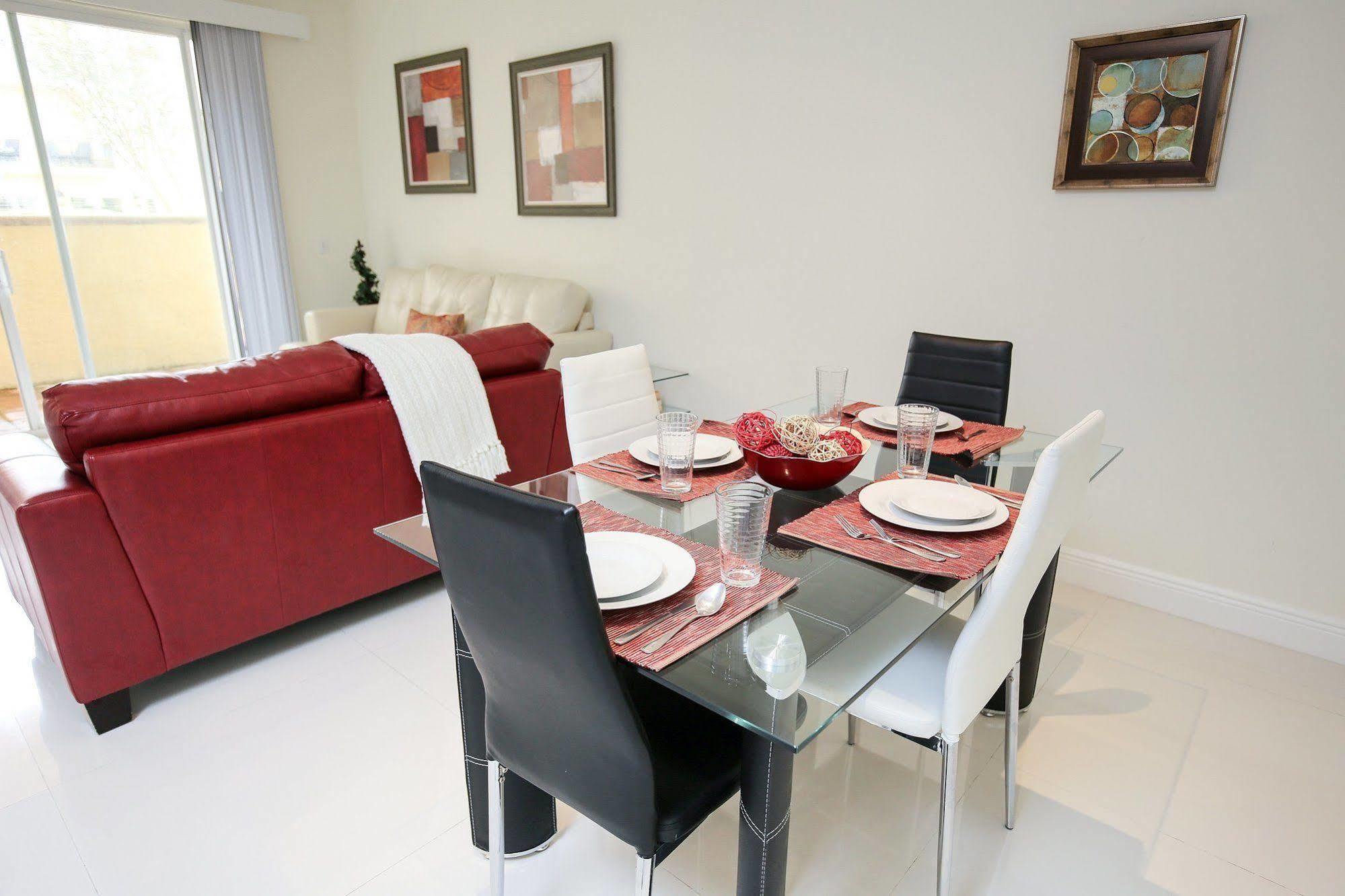 Pelicanstay In Coral Gables Miami ภายนอก รูปภาพ