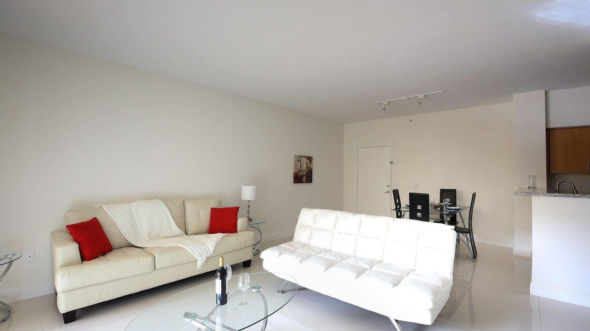 Pelicanstay In Coral Gables Miami ภายนอก รูปภาพ