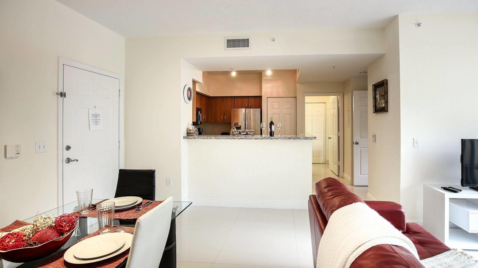 Pelicanstay In Coral Gables Miami ภายนอก รูปภาพ