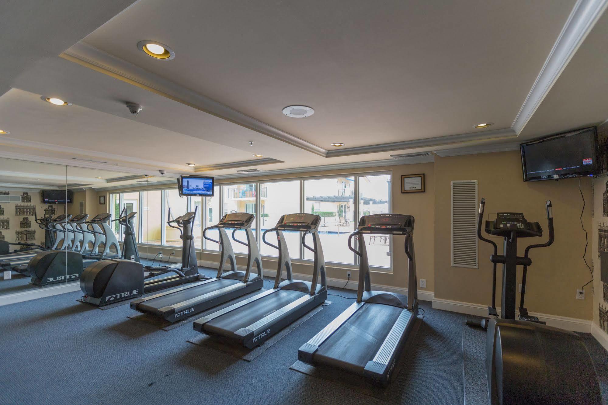 Pelicanstay In Coral Gables Miami ภายนอก รูปภาพ